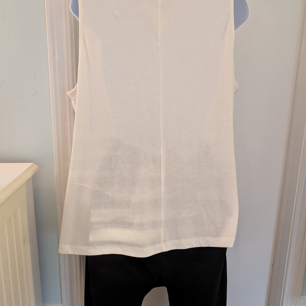 NWOT Chico's Sequin Embellished White and Silver Women's Top Size 2 - Picture 3 of 16